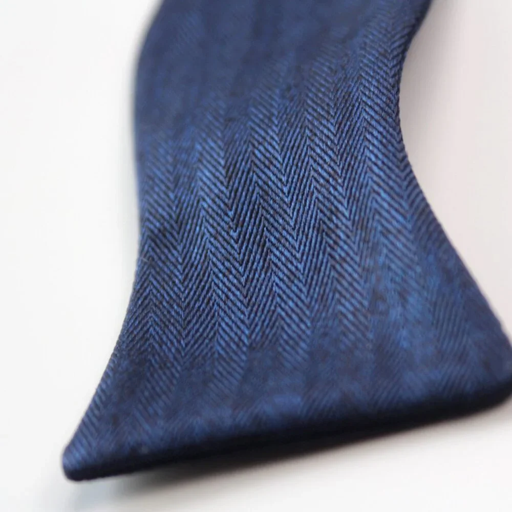 Men's Self-tied Bow Tie 100%Silk Navy Blue Stripes‎ S730
